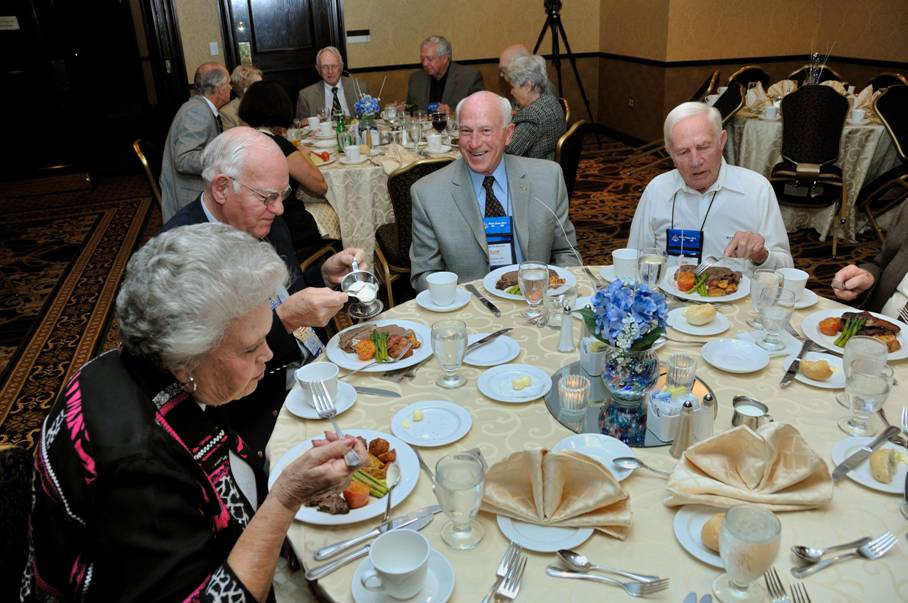 D2X_4295 Banquet Dinner.jpg